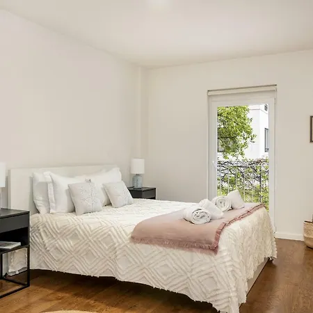 Appartement Charming In Typical District Lisboa